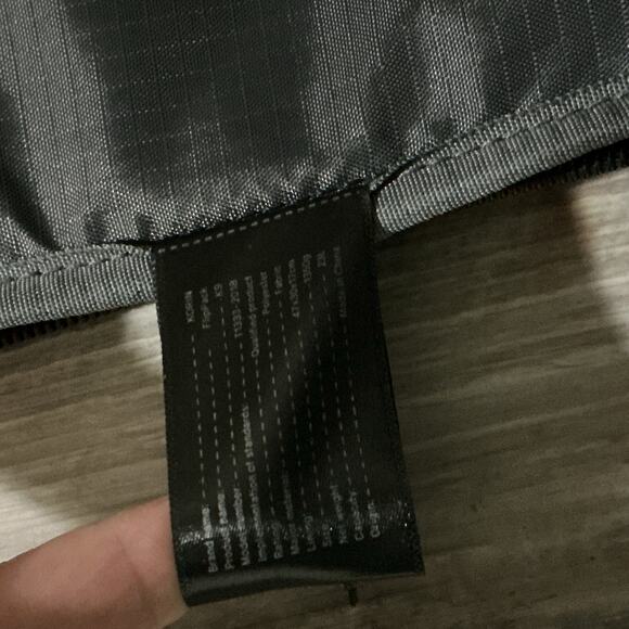 Korin Anti-Theft Laptop Backpack with Lock USB Port Fits 16” Black - Picture 6 of 15